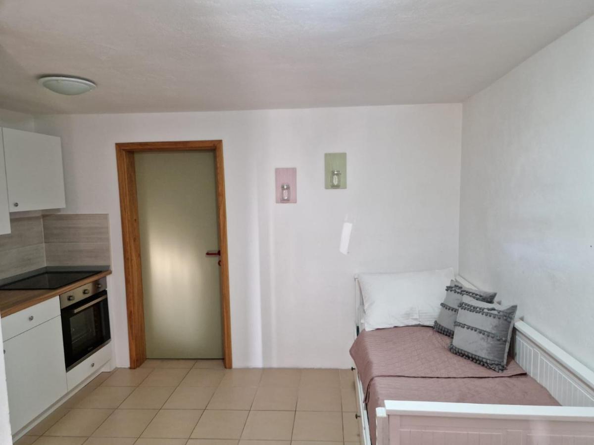 Apartment Misic Rtina Exterior photo