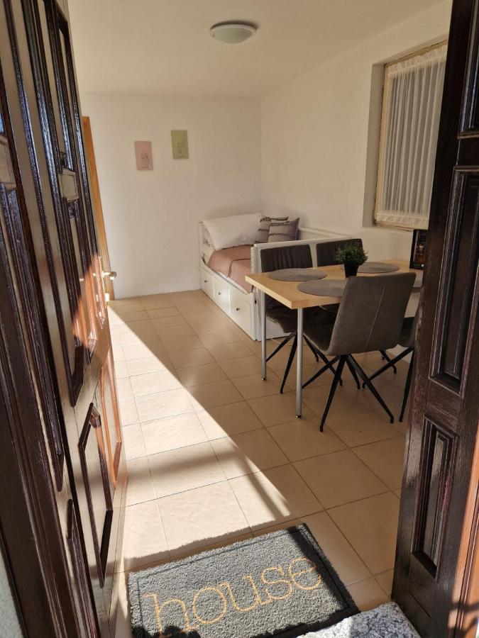 Apartment Misic Rtina Exterior photo